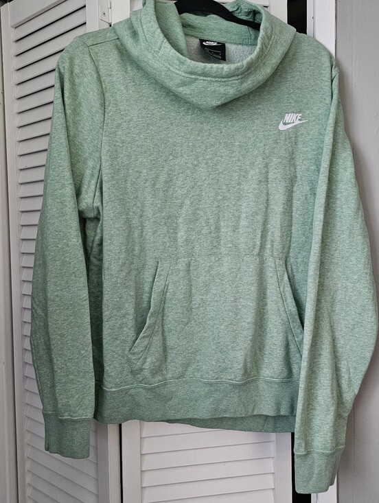 Nike Tops - Nike Hoodie